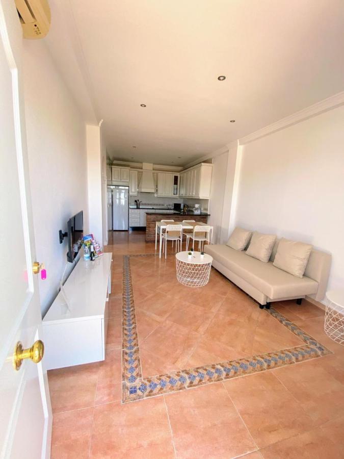 Appartement Apartamento Rio Adelfas à Benajarafe Extérieur photo