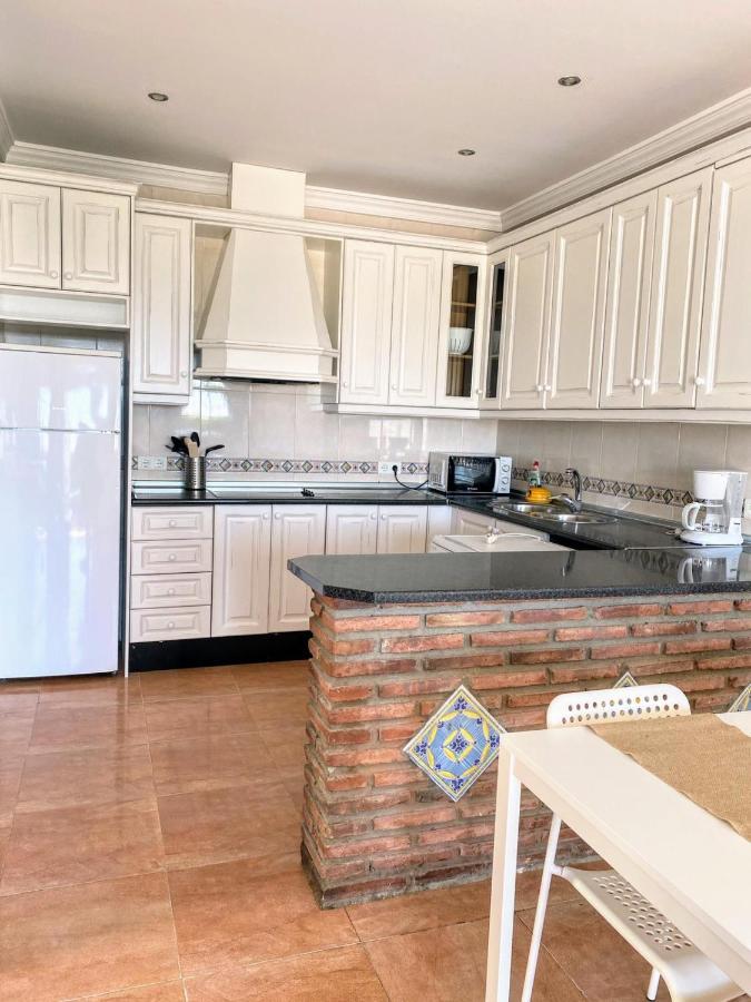 Appartement Apartamento Rio Adelfas à Benajarafe Extérieur photo